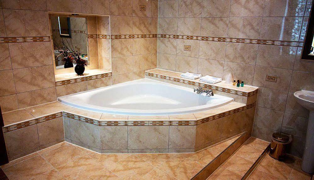 Beveridge Park Hotel Kirkcaldy Ngoại thất bức ảnh